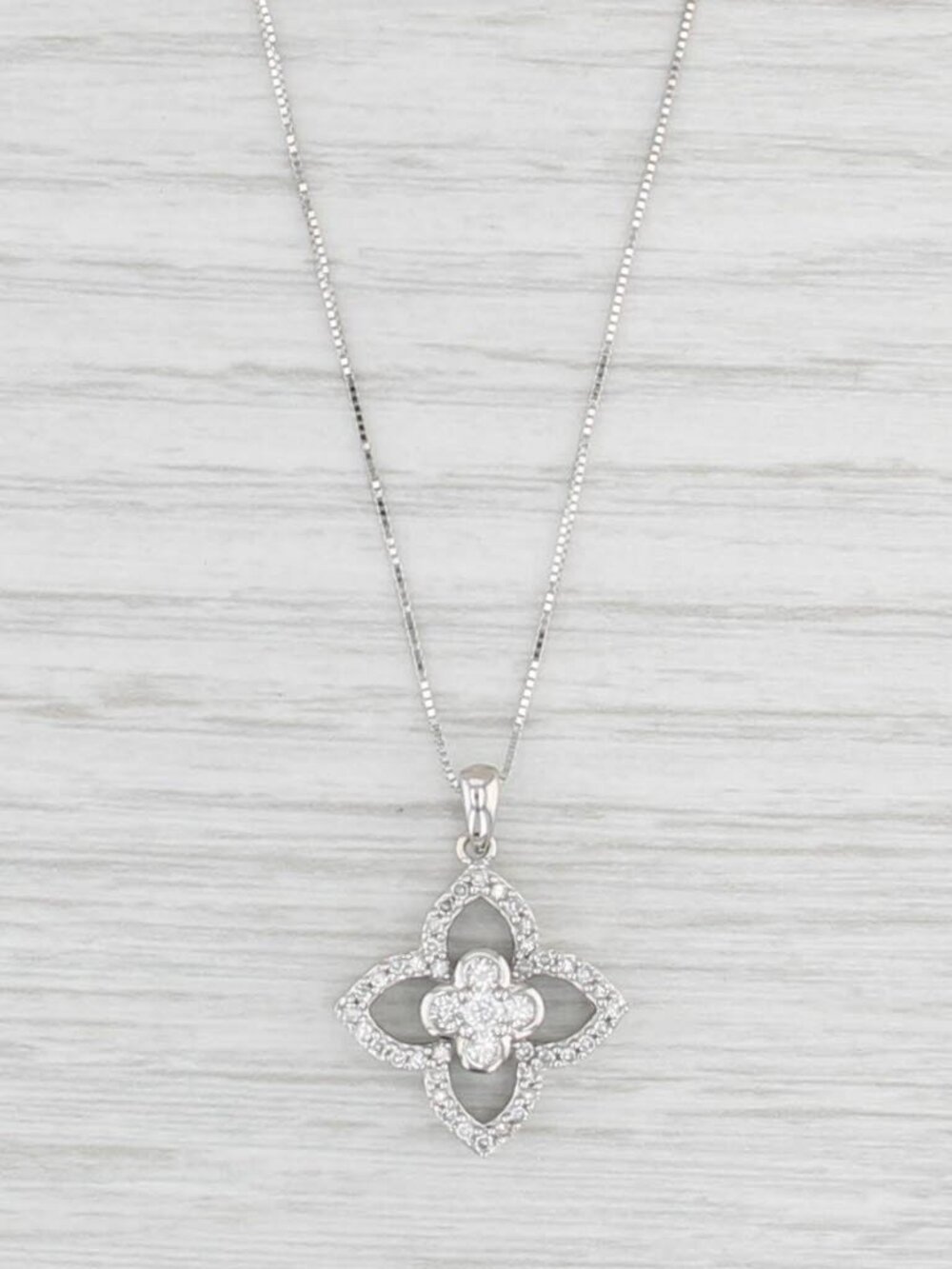 0.30ctw Diamond Flower Pendant Necklace 10k White Gold 18.25" Box Chain